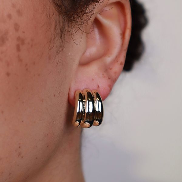 Bold Curve Earrings